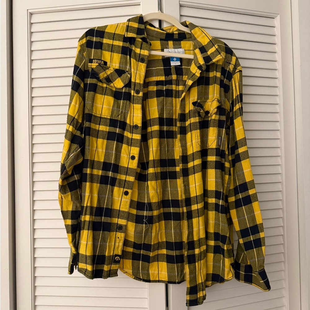 Iowa Hawkeyes Yellow and Black Plaid Flannel Shirt